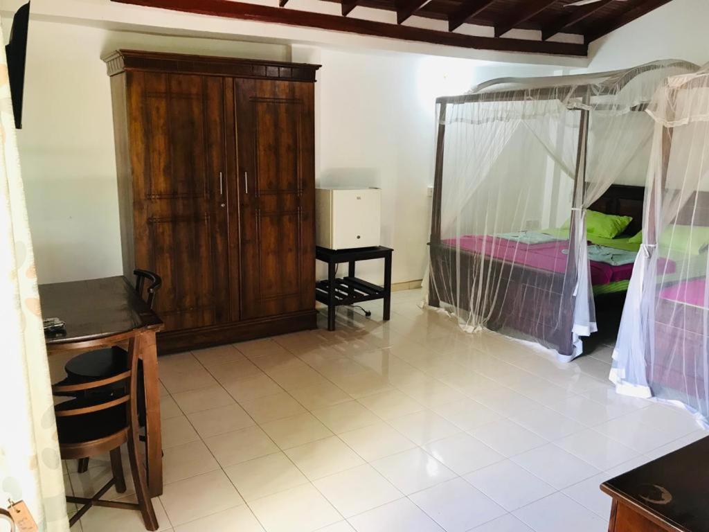 Crescent Resort Galle Exterior foto